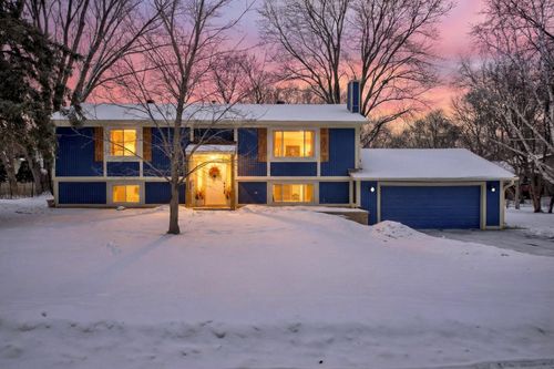 6543 Bluebird Dr, Maple Grove, MN, 55369-6009 | Card Image