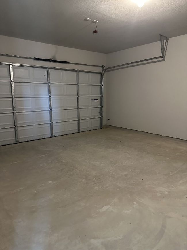 View of garage | Image 14