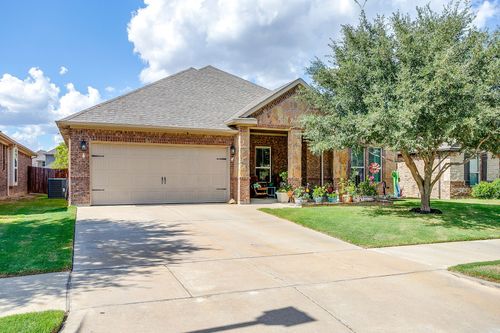 1640 Yukon Dr, Burleson, TX, 76028-8250 | Card Image