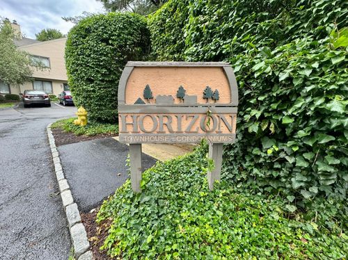 11-1 Horizon Dr, Norwalk, CT, 06854-2647 | Card Image