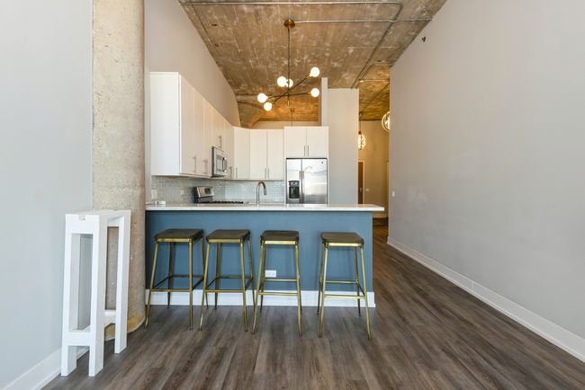UNIT-505 - 320 E 21 St St, Condo with 2 bedrooms, 2 bathrooms and 1 parking in Chicago IL | Image 17