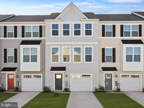 30 Sand Hills Dr, WILLIAMSTOWN, NJ, 08094-3925 | Card Image