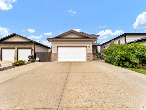 40 Terrace Close Ne, Medicine Hat, AB, T1C2A8 | Card Image
