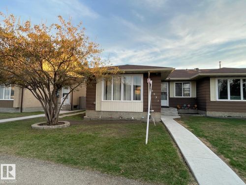10031 173 Ave Nw, Edmonton, AB, T5X3Y1 | Card Image