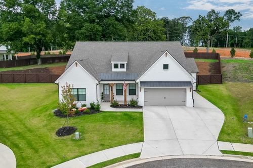 35 Rose Walk Ct, Hoschton, GA, 30548-4440 | Card Image