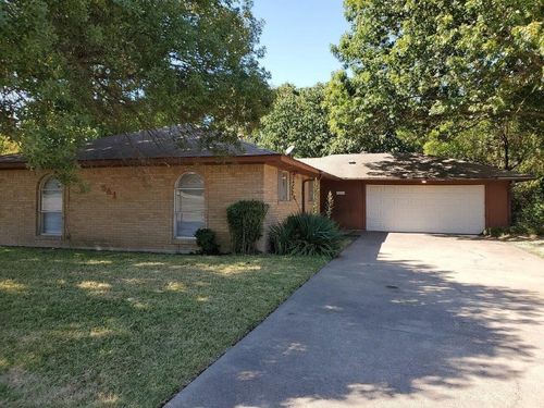 541 Sharp Dr, DeSoto, TX, 75115-5511 | Card Image