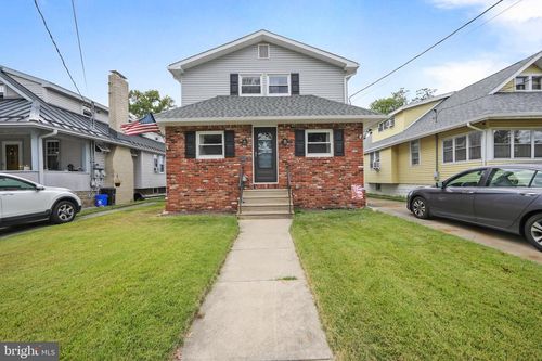 325 Landis Ave, Oaklyn, NJ, 08107-1141 | Card Image