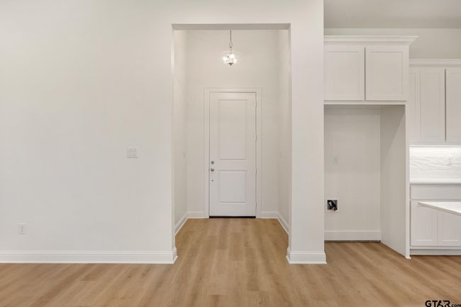 217 August Drive, House other with 4 bedrooms, 2 bathrooms and null parking in Bullard TX | Image 6