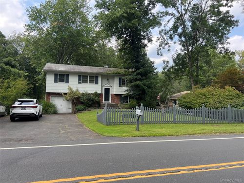 594 Route 340, Orangetown, NY, 10976 | Card Image