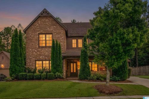 1650 Creekside Dr, HOOVER, AL, 35244-3995 | Card Image
