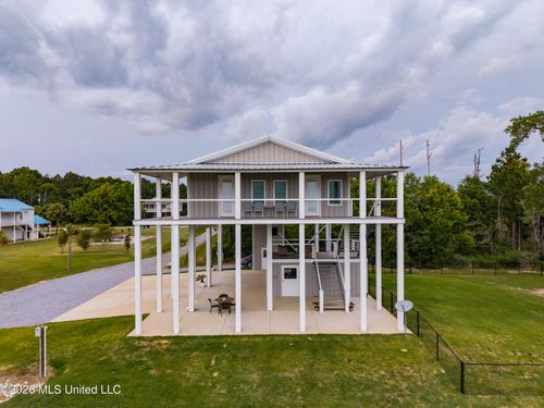 5004 Oak St, Bay Saint Louis, MS, 39520-9511 | Card Image