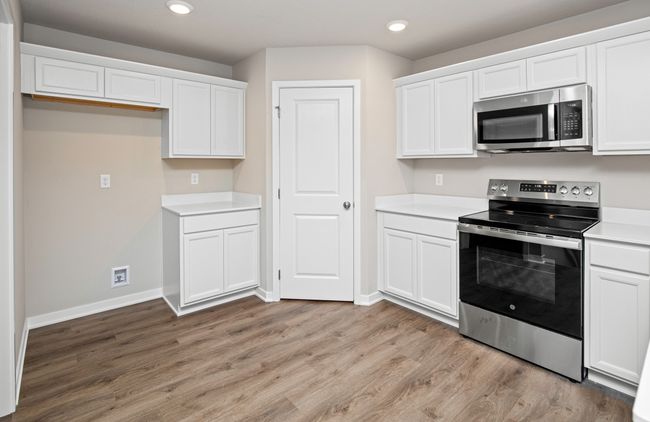 815 Linden St, Condo with 3 bedrooms, 3 bathrooms and null parking in Carlisle IA | Image 9