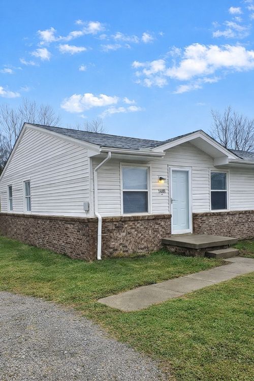 7520 Roundtree Ave, Murfreesboro, TN, 37129-8310 | Card Image