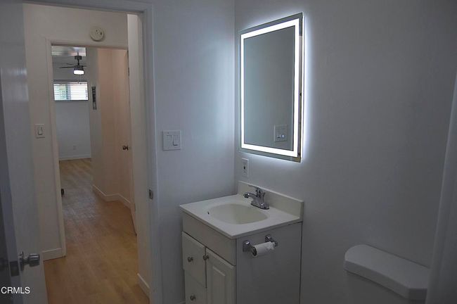 Pro Bathroom 2 | Image 9