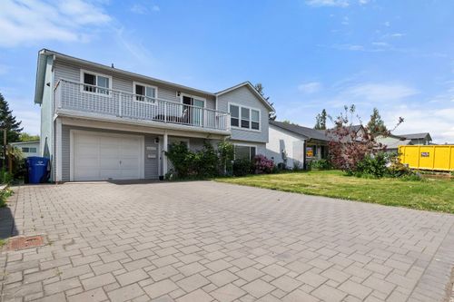 8683 Tilston St, Chilliwack, BC, V2P7R6 | Card Image