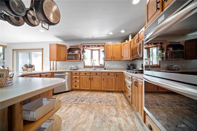 18989 Gospel Hill Rd, House other with 4 bedrooms, 4 bathrooms and 2 parking in Saegertown PA | Image 21