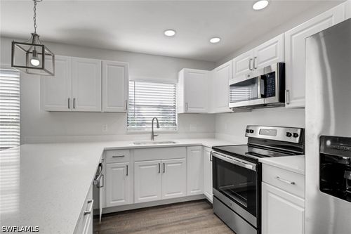 779 108th Ave N, Naples, FL, 34108-1871 | Card Image