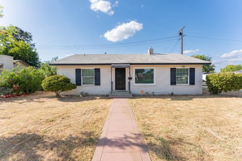 504 W Bush Street, Lemoore, CA, 93245 | Card Image