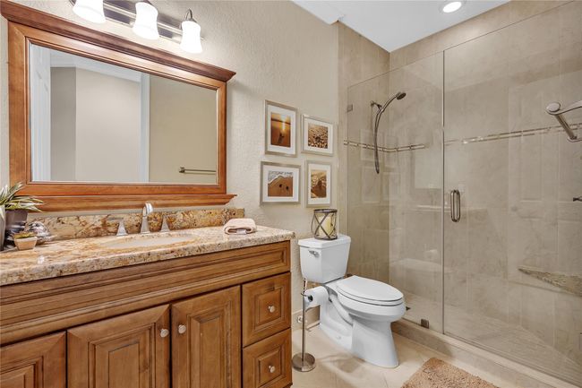 Bathroom 3 | Image 45