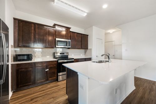 132 Joe Kidd Ln, Jarrell, TX, 76537-0759 | Card Image