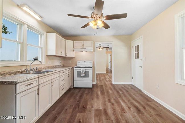 123 Cedar Ln, House other with 2 bedrooms, 1 bathrooms and null parking in Cedar Point NC | Image 28