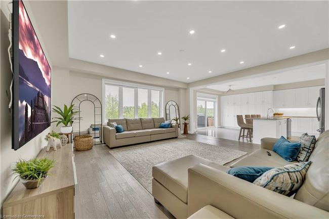 35 Santo Crt, House other with 4 bedrooms, 4 bathrooms and 6 parking in Breslau ON | Image 6