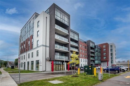 306-5 Hamilton St N, Waterdown, ON, L8B2A4 | Card Image