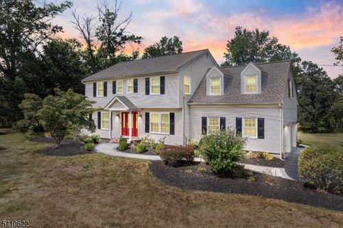 16 Partridge Run, BELLE MEAD, NJ, 08502-5828 | Card Image