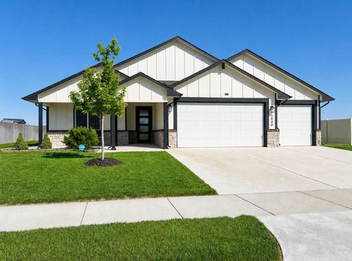 2540 S Spring Hollow St, Wichita, KS, 67230 | Card Image