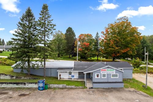 {{alt}} | Card Image