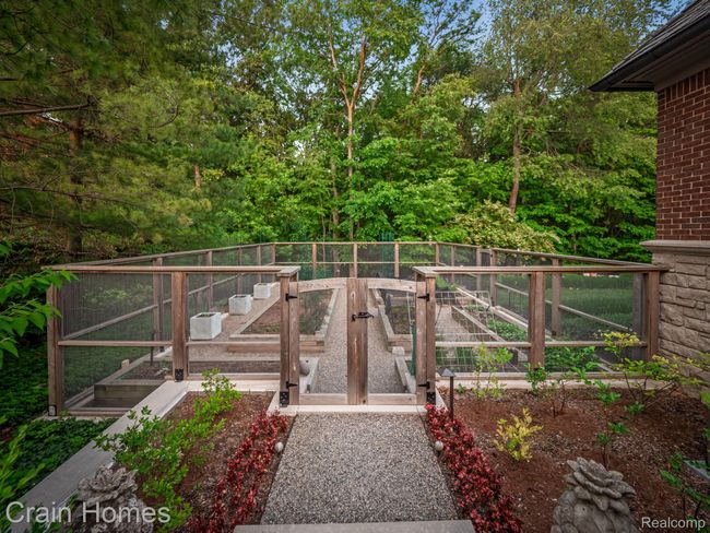 32-web-or-mls-P7944755.jpg | Image 31