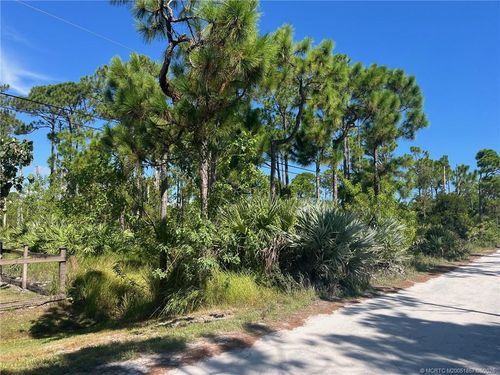 X Tree Top Trl, Fort Pierce, FL, 34951 | Card Image