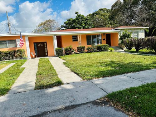 na-5705 SW Sw 39th St, Miami, FL, 33155-5001 | Card Image
