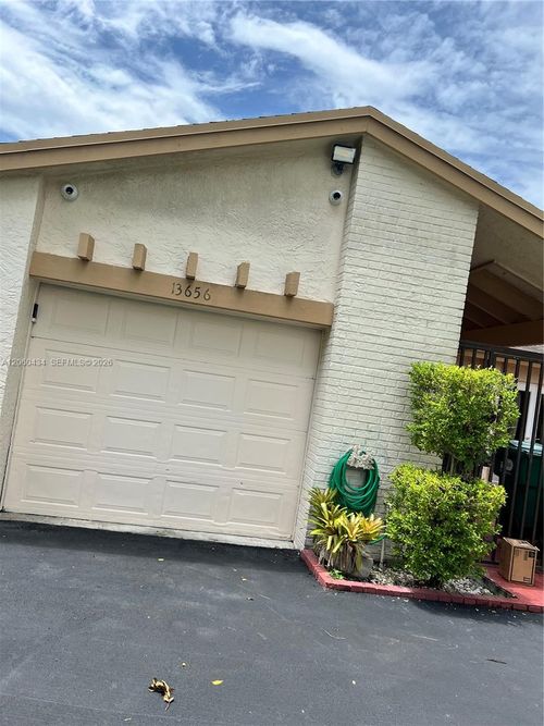 13656-13656 Sw 117th Lane, Miami, FL, 33186 | Card Image
