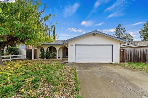 5163 Charlotte Way, Livermore, CA, 94550-3532 | Card Image