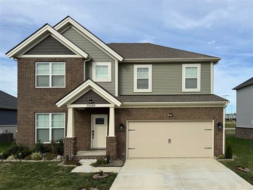 10049 Creamery Ln, Bowling Green, KY, 42101-6370 | Card Image