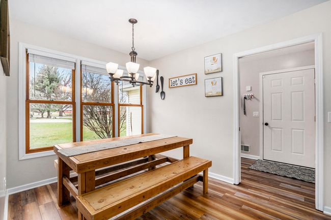 Kitchen Nook | Image 8