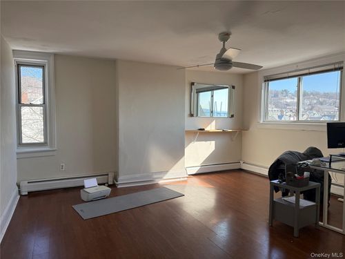 top-5 Wood Ct, Tarrytown, NY, 10591-3107 | Card Image