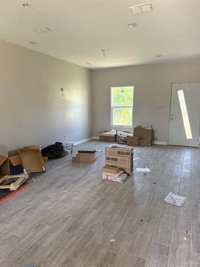 1511 Pine St, House other with 3 bedrooms, 2 bathrooms and null parking in Weslaco TX | Image 4