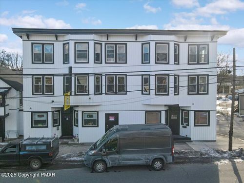 apt-4-147 N 9th St, Stroudsburg, PA, 18360-1732 | Card Image