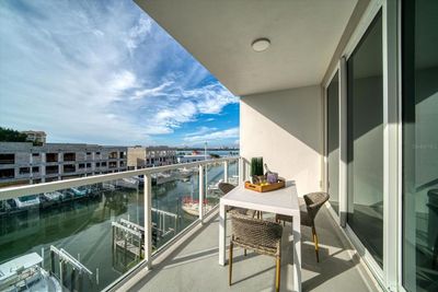 401 - 920 N Osceola Avenue, Condo with 2 bedrooms, 2 bathrooms and null parking in Clearwater FL | Image 3