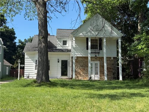 20029 Sussex Rd, Shaker Heights, OH, 44122-4920 | Card Image