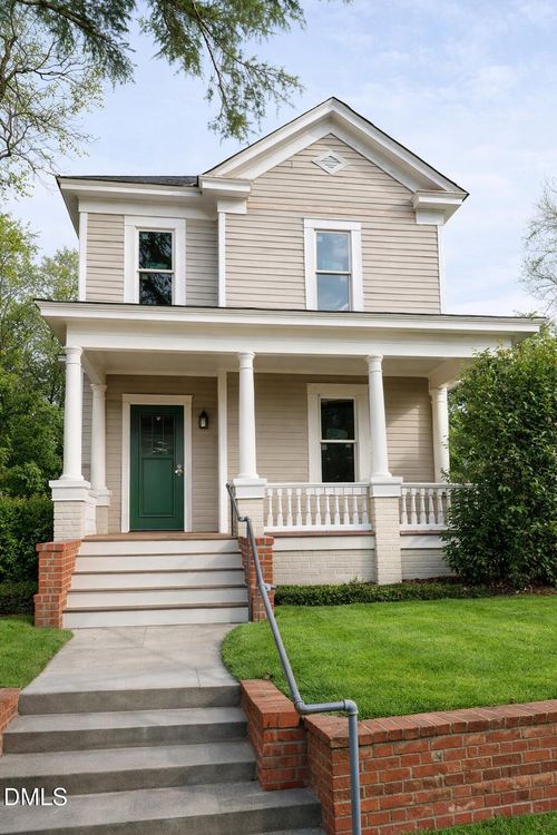 403 Park Ave, Goldsboro, NC, 27530-2862 | Card Image