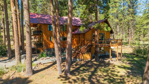 17707 Skeen Ranch Rd, Sprague River, OR, 97639-8606 | Card Image