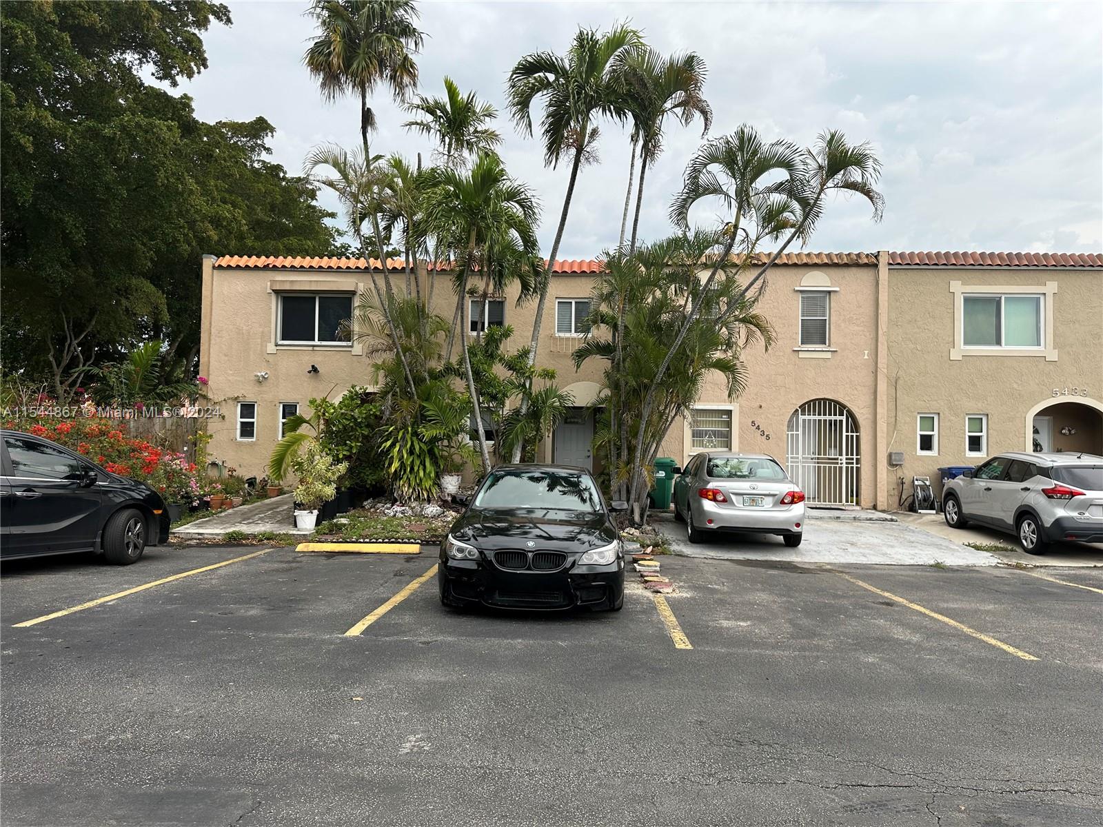 169th St, Miami Gardens, FL 33055