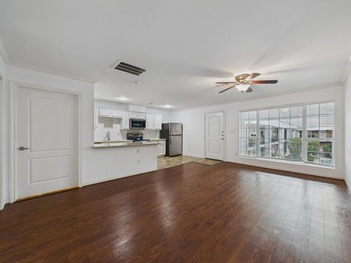 20-5333 Richmond Ave, Houston, TX, 77056-6690 | Card Image