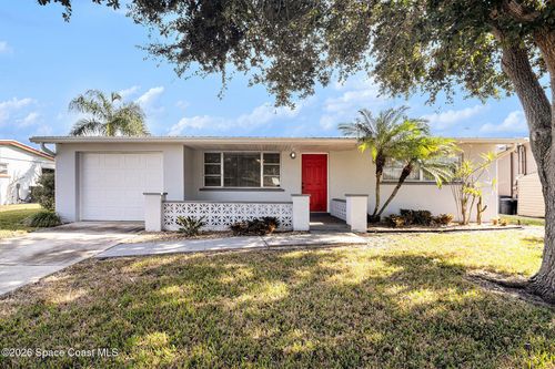 581 Clarke Ave, MELBOURNE, FL, 32935-3018 | Card Image