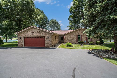 608 N Shore Dr, Kendallville, IN, 46755-2642 | Card Image