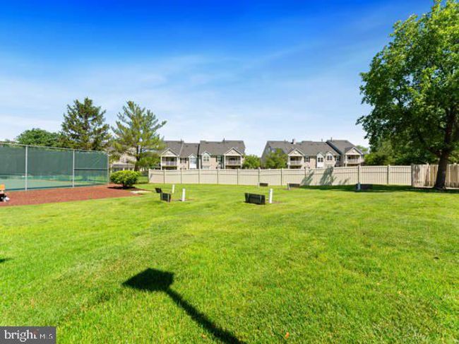 902 Scotswood Ct, Condo with 2 bedrooms, 2 bathrooms and null parking in MOUNT LAUREL NJ | Image 35
