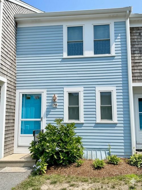 apt-7d-300 Falmouth Rd, Mashpee, MA, 02649-2697 | Card Image